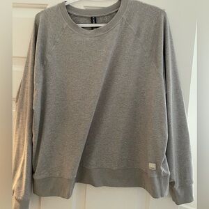 Vuori- women’s halo long sleeve crew- size xl- gray heather